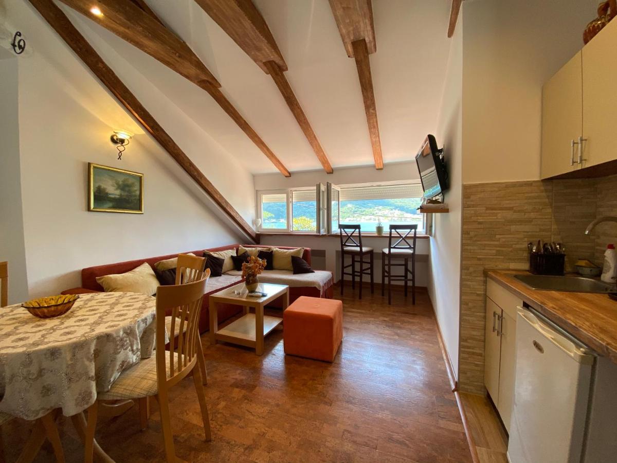 Sunny Bay Apartments Kotor Kültér fotó