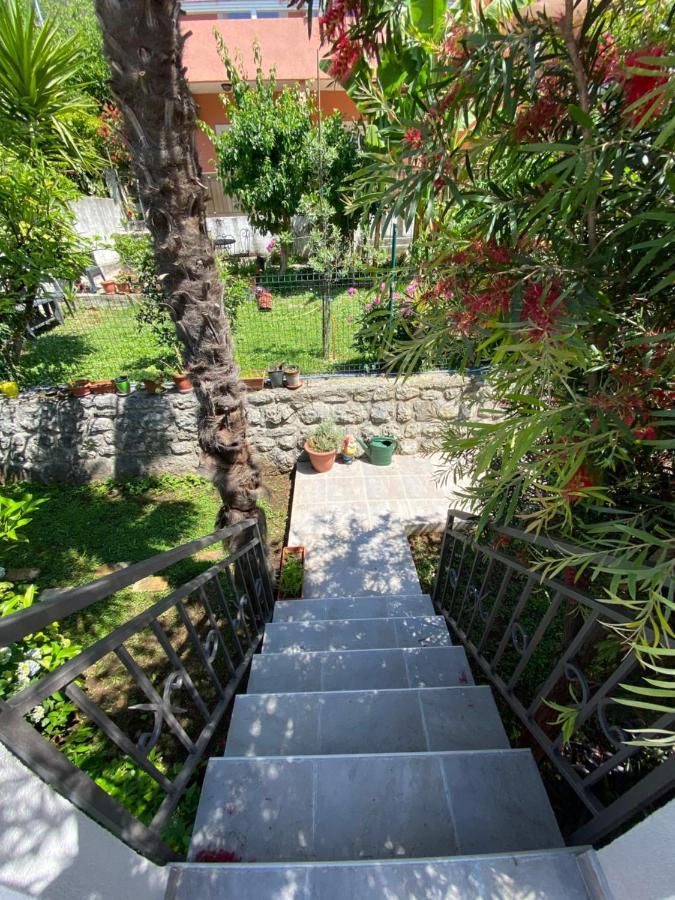 Sunny Bay Apartments Kotor Kültér fotó