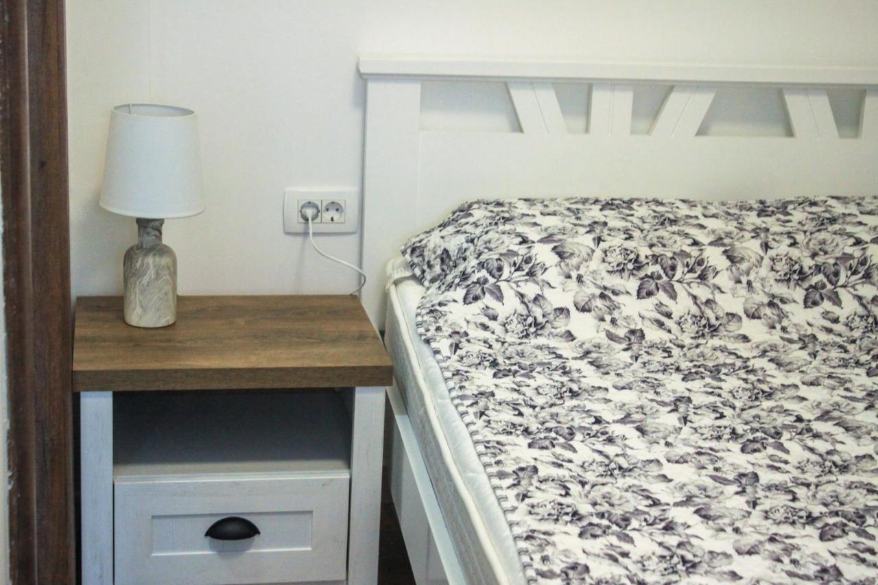 Sunny Bay Apartments Kotor Kültér fotó